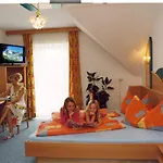 Hotel Garni Drei-Maederl-Haus Hotel Unterlamm (Styria)