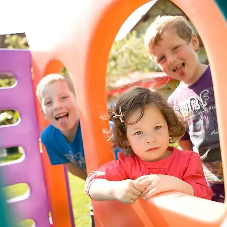 호텔 Drei-maederl-haus Unterlamm (Styria)