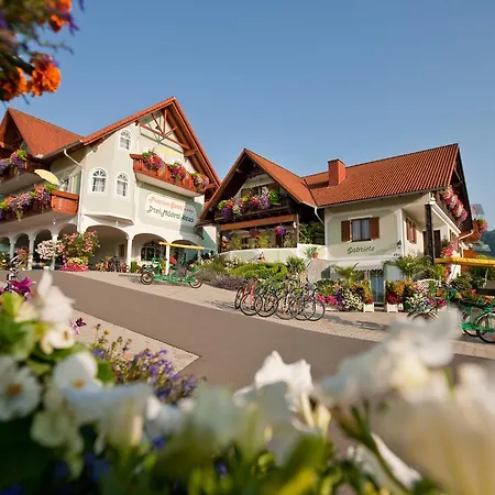 Drei-maederl-haus Hotel 4*