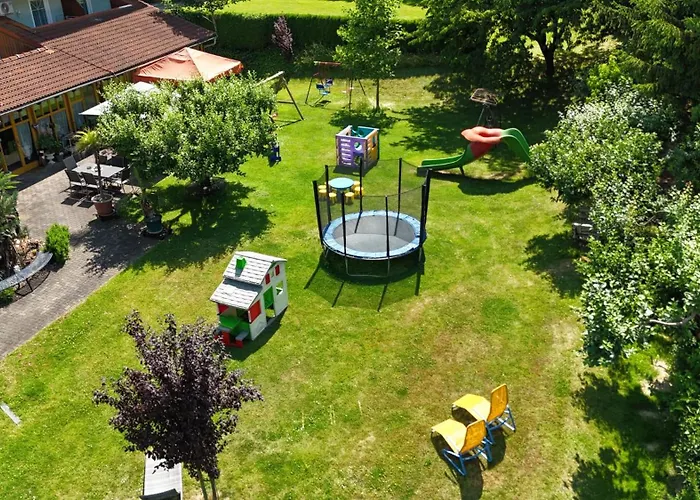 Garni Drei-maederl-haus